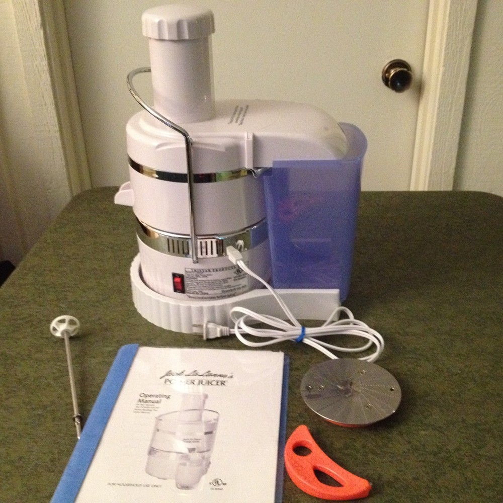 JACK LALANNE’S POWER JUICER WITH PLATFORM & EXTRA CUTTING BLADE