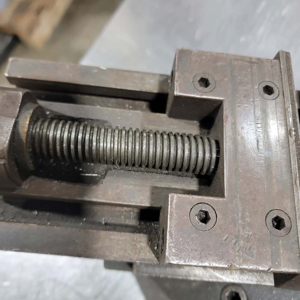 Angle Vise no name Jaw width 4" Opening 4", Inv 45498