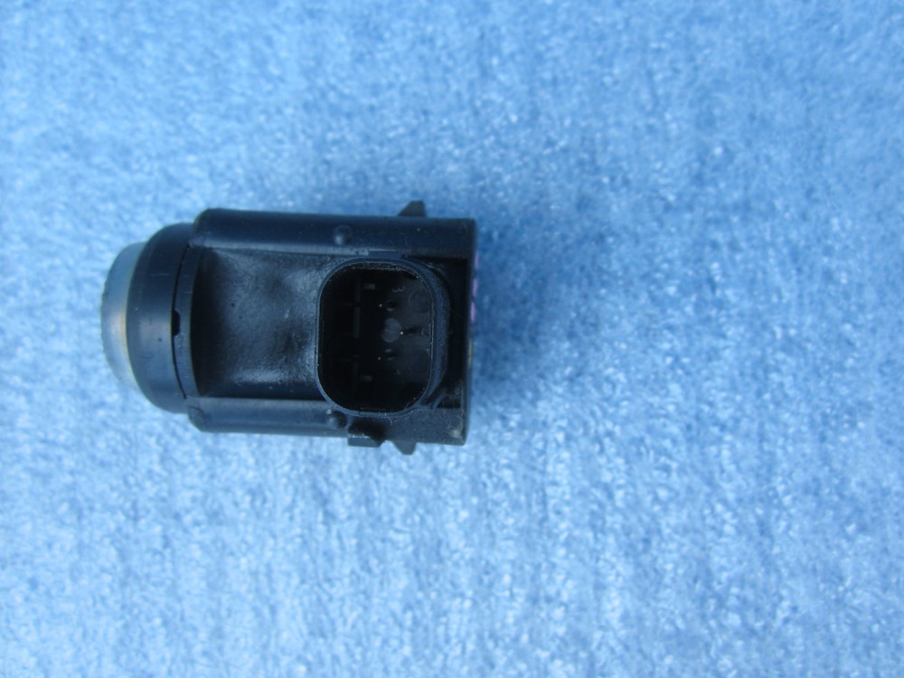 25711947 GM REAR OBJECT PARKING SENSOR OEM USED