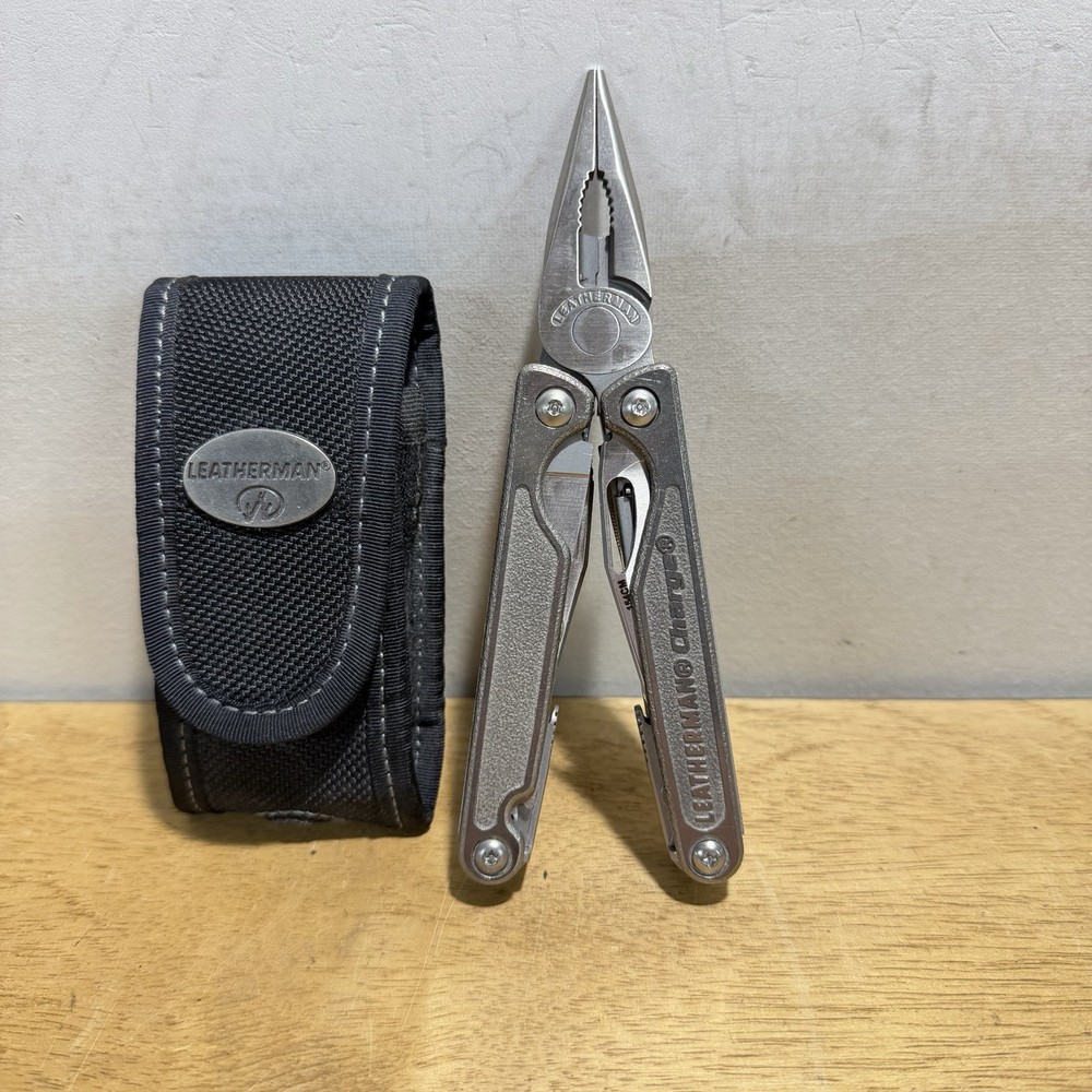 Leatherman Charge XTI Multitool Titanium 154cm Blade With Sheath