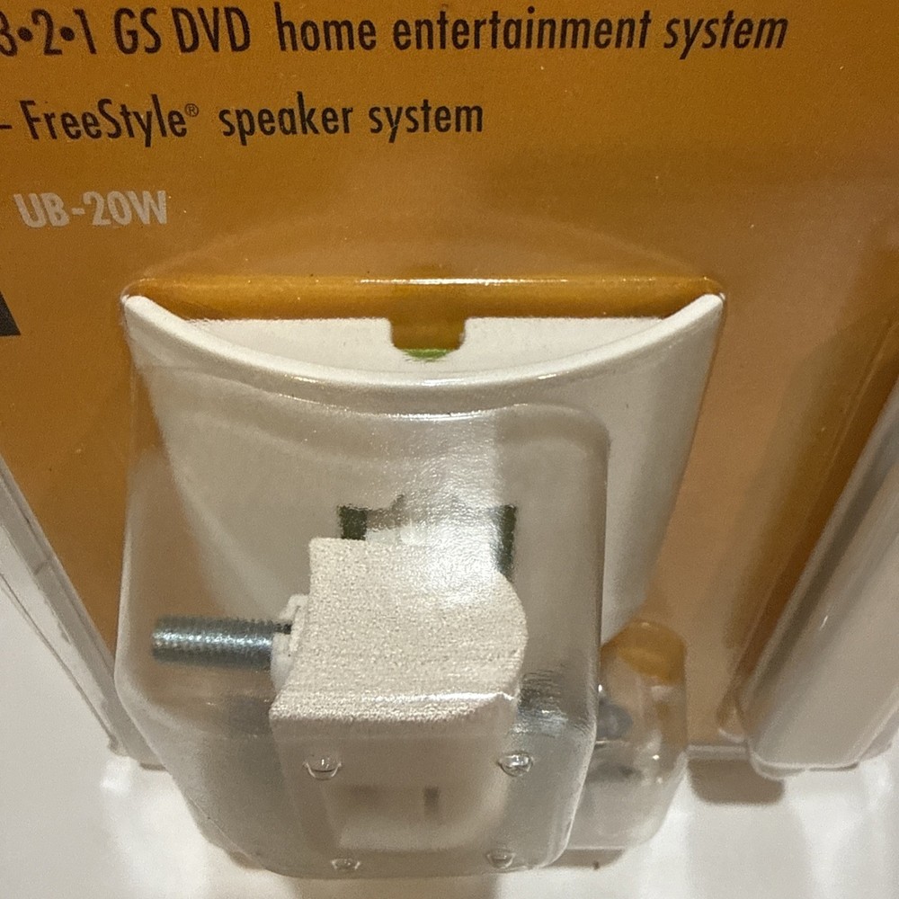 Bose Speaker Mount UB-20W Wall Ceiling Bracket White Cube Universal Bose Mount