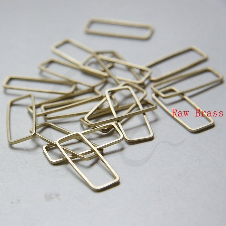30 Pieces Raw Brass Rectangle Ring - Link 9x24mm (CW-3296C)