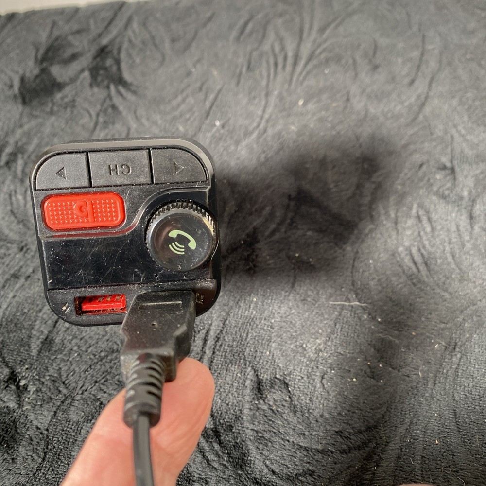 Monster Bluetooth FM Transmitter, 3.4 Amp USB Charging Ports Tested