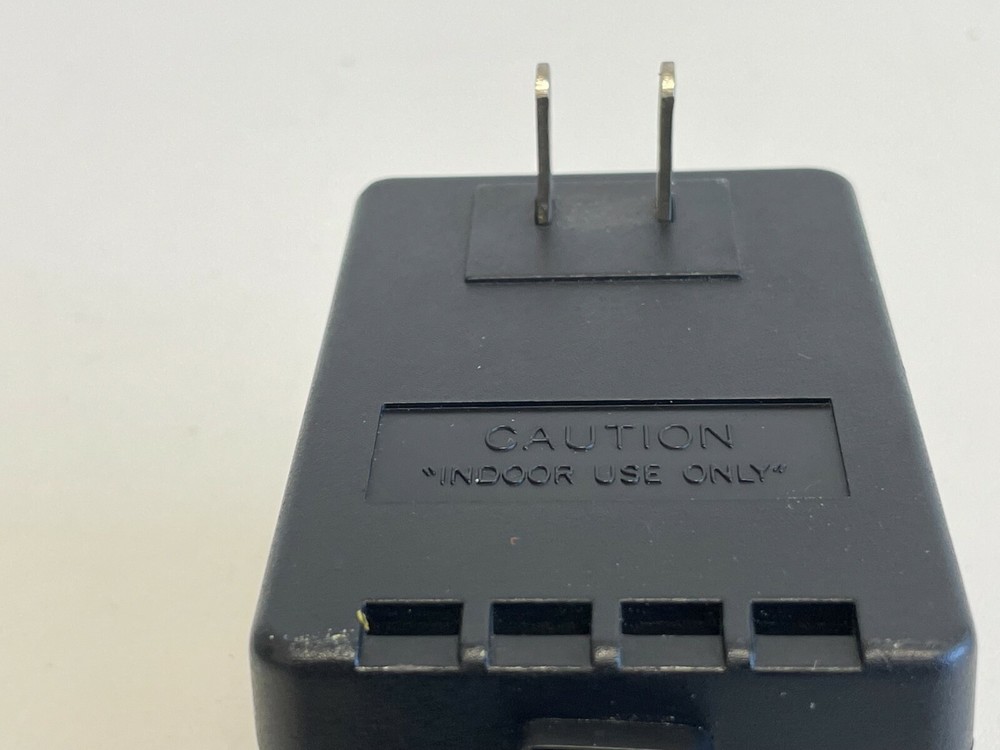XX7: Iomega 02477800 Zip Disk Drive Power Supply