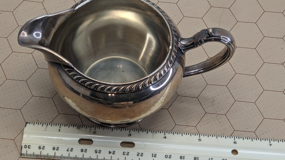 Oneida Fiesta Silver Plated 3" Tall Coffee Or Tea Creamer Pitcher with Handle