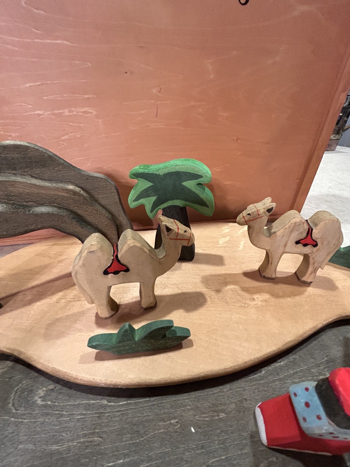 Maxim Woodland Fantasies Deluxe Nativity Set