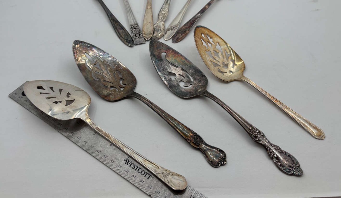 Lot of 10 Assorted Used Silverplate Pie Servers - Lot#2