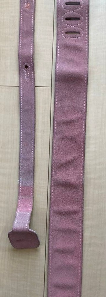 Fender Guitar Strap Vintage Style Adjustable Accessory Comfort leather E936