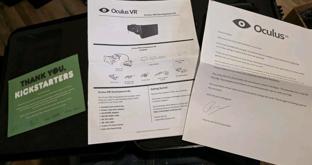 2013 Oculus Rift VR Development Kit Virtual Reality Headset DK1 w/ Case