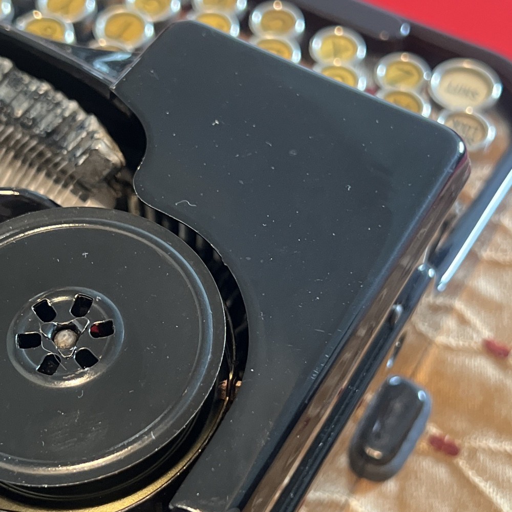 Royal Portable Typewriter 1934 Model with Original Case