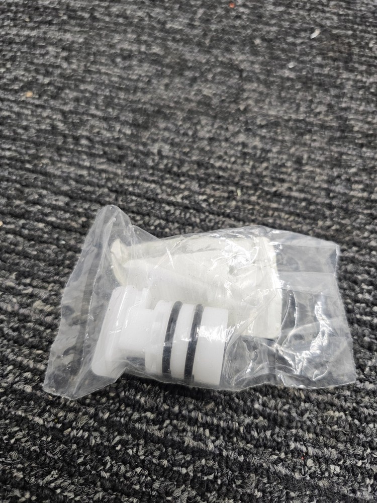 ( QTY 10 ) Moen® Posi-Temp Test Plug. Model: 101975