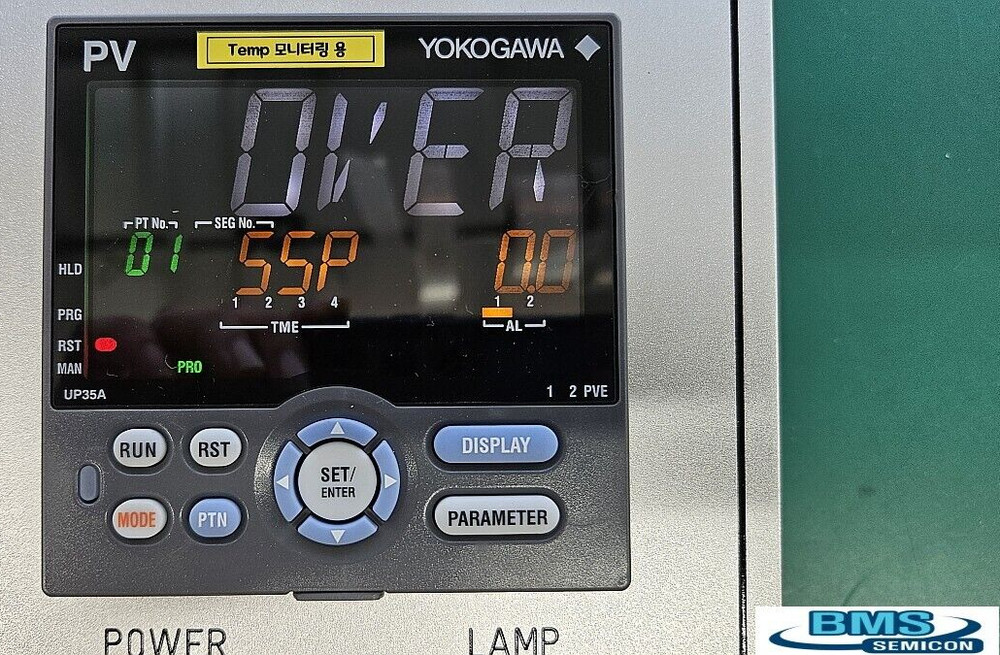 YOKOGAWA P35A-011-11-00 PROGRAM TEMPERATURE CONTROLLER ( 100V - 240V AC)