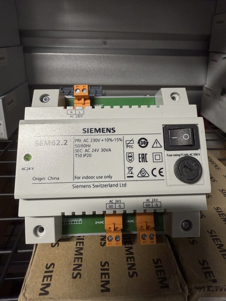 SIEMENS SEM62.2 TRANSFORMER SWITCH
