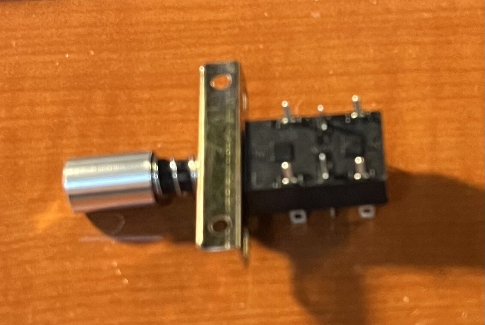 Cobra 2000GTL On/Off Push Button Power Switch, New PB Knob and Bracket