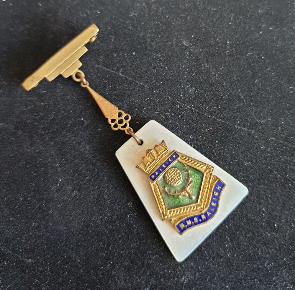WW2 British Royal Naval Training Establishment HMS Raleigh Sweetheart Brooch