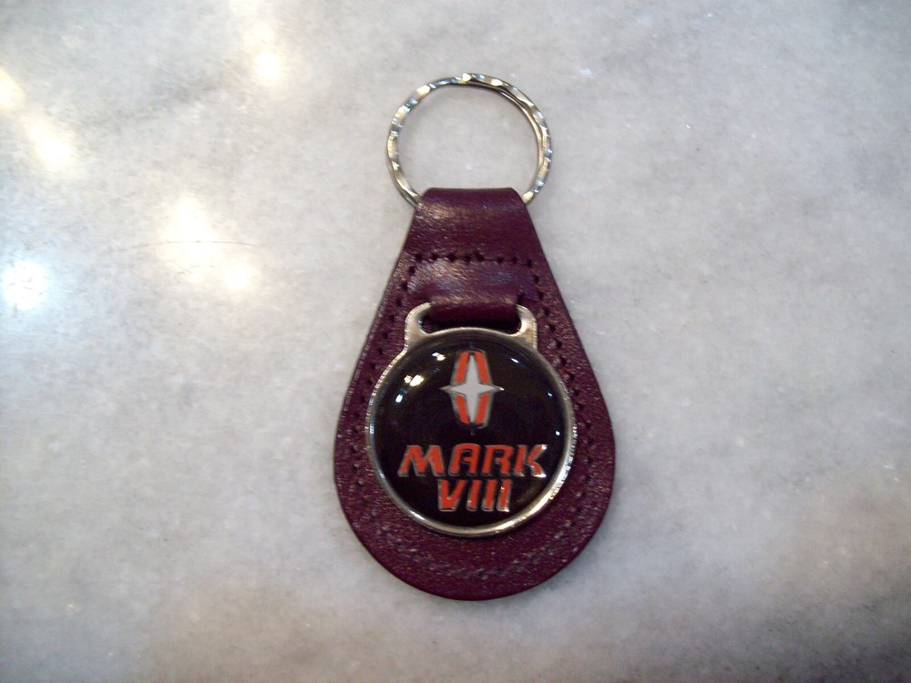 LINCOLN CONTINENTAL MARK VIII KEY CHAIN .....