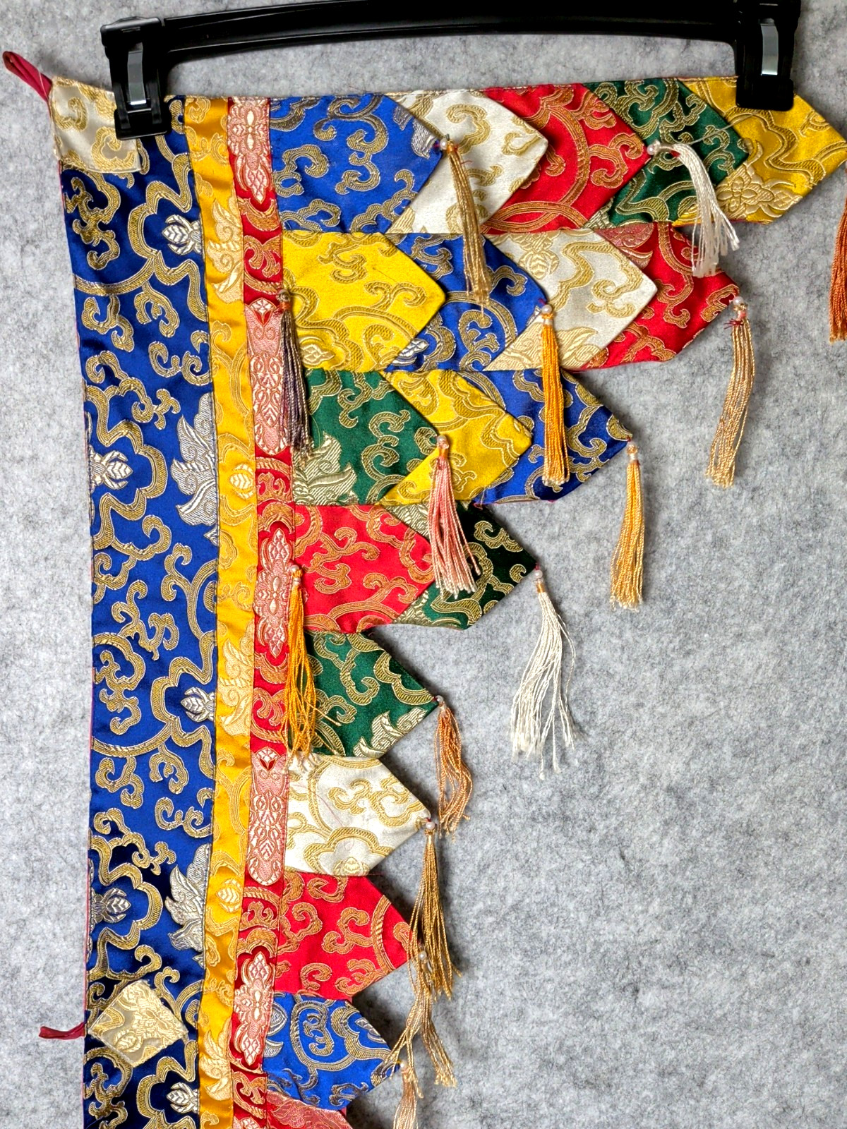 VTG Tibetan Buddhist Brocade Wall Curtain Banner Tashi Tha-Ring Altar Valance