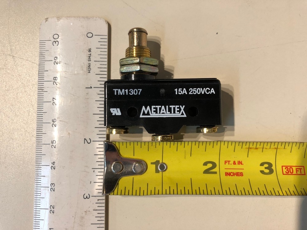 Plunger Actuator Panel Mount Momentary Switch TM1307