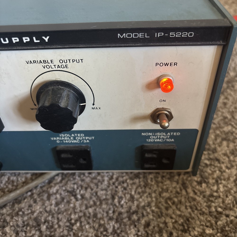 Heathkit IP-5220 Variable Isolated AC Power Supply - Powers On, Untested