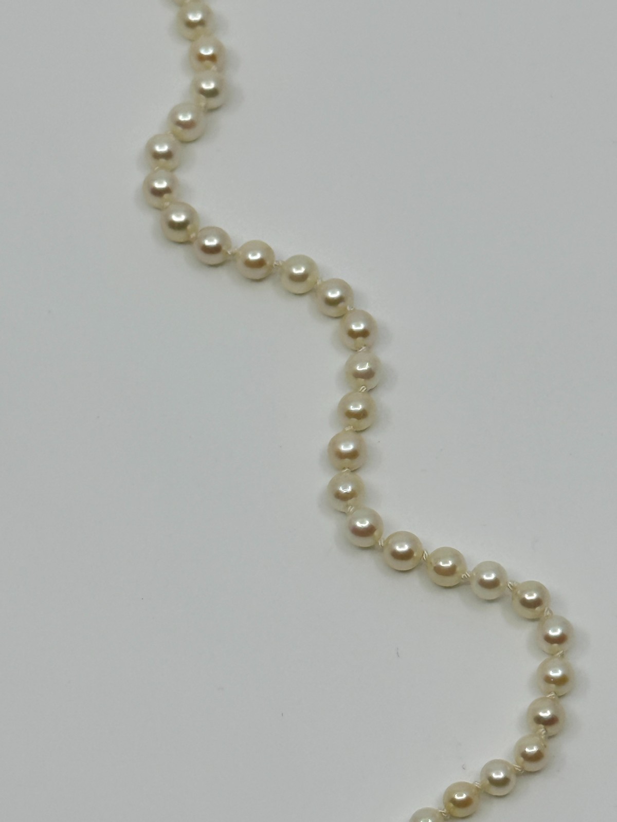 Quality 14K Yellow Gold Graduated Japanese Saltwater Akoya Pearl Necklace 21"