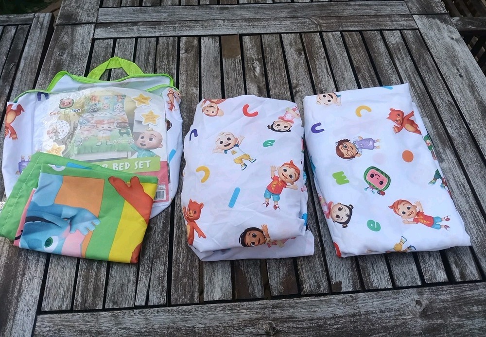 CoComelon 3 Piece Toddler Sheet Set No Comforter Includes Fitted Flat Pillowcase