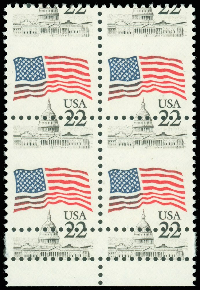 2114, 22¢ Amazing Misperfed Error Block With Gutter * Stuart Katz