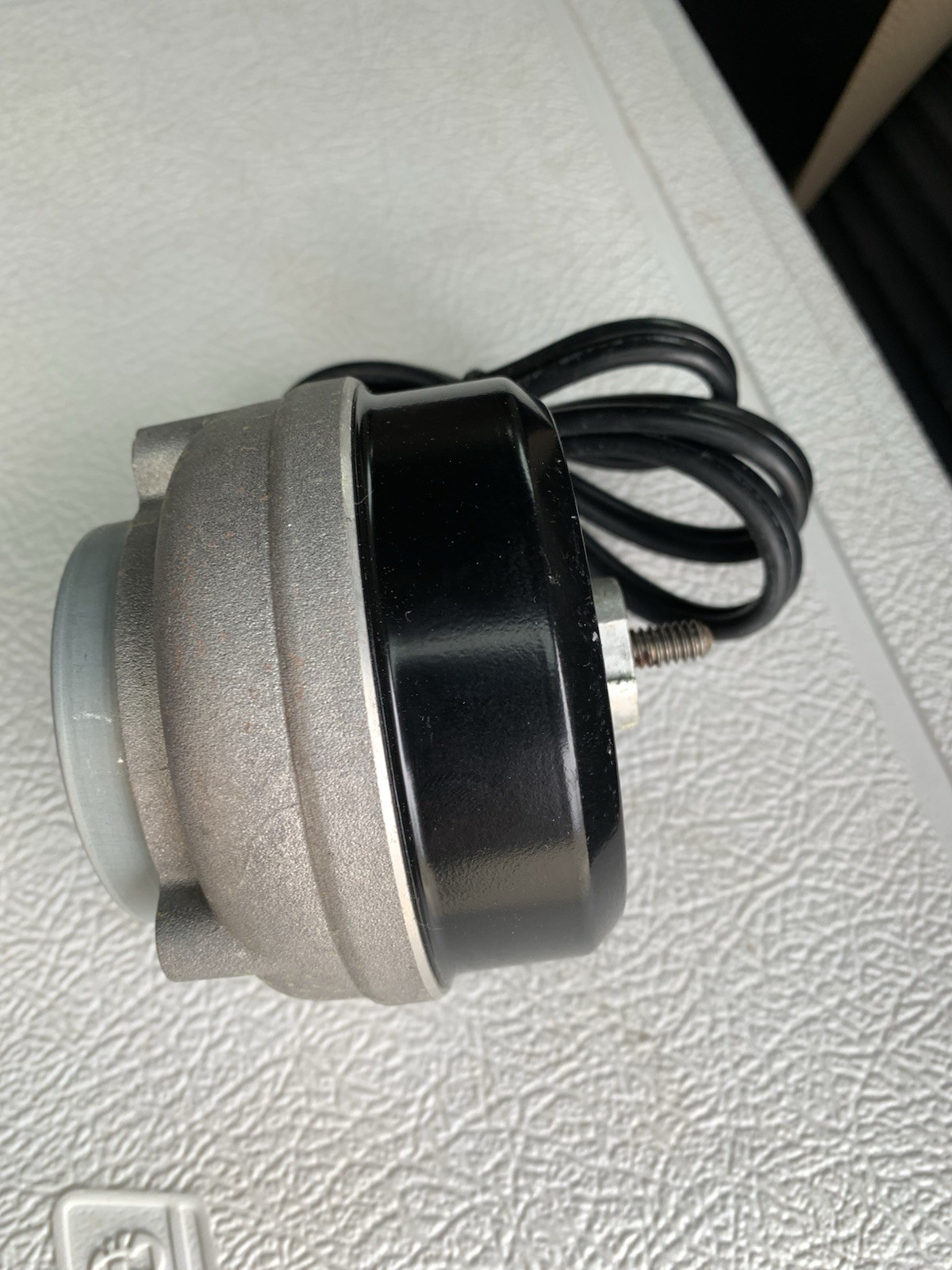 PACKARD UNIT BEARING FAN MOTOR 65109, Water damaged box on bottom of Box.