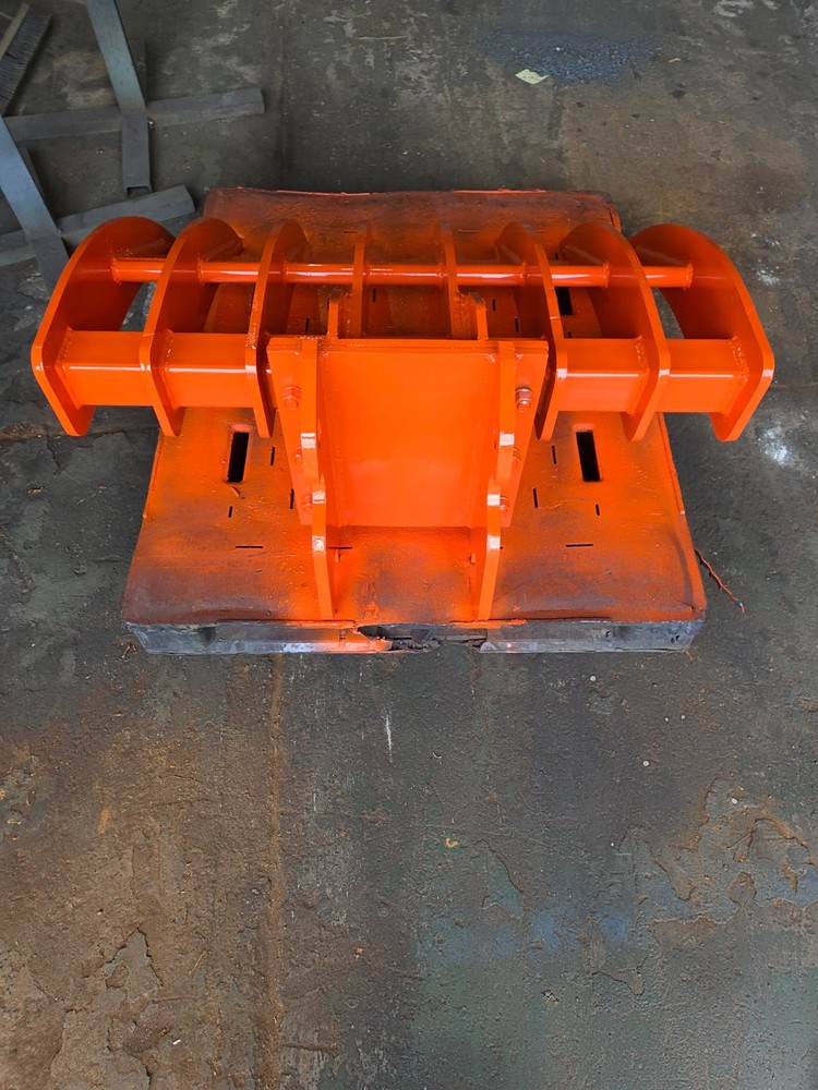 KUBOTA KX080 EXCAVATOR 48" RAKE