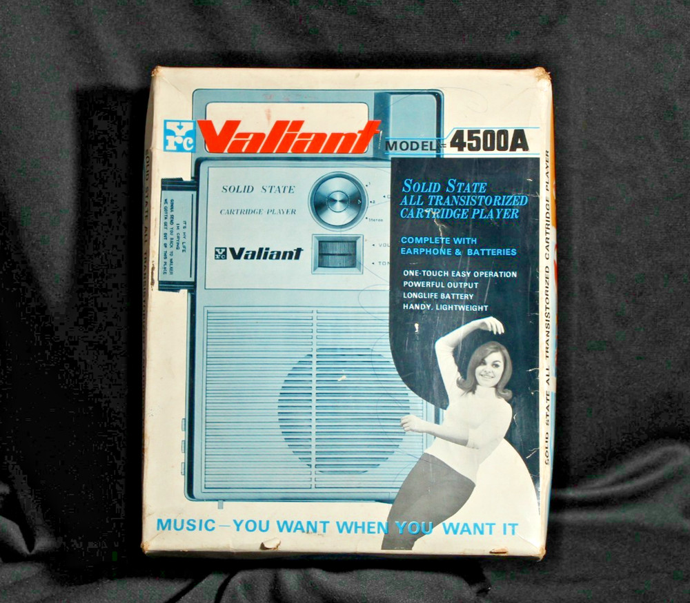 VALIANT Solid State Transistorized Cartridge Player - 4500A - Great Condition