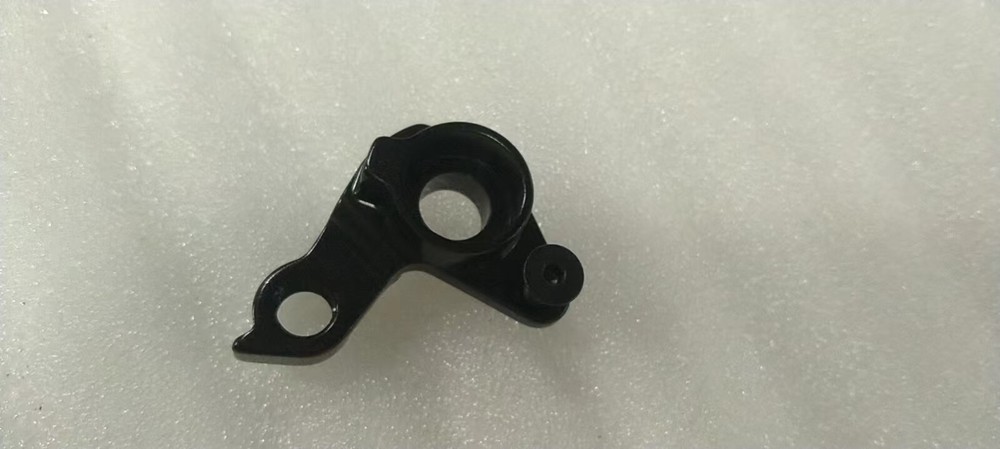 M06 rear derailleur Lifting lug