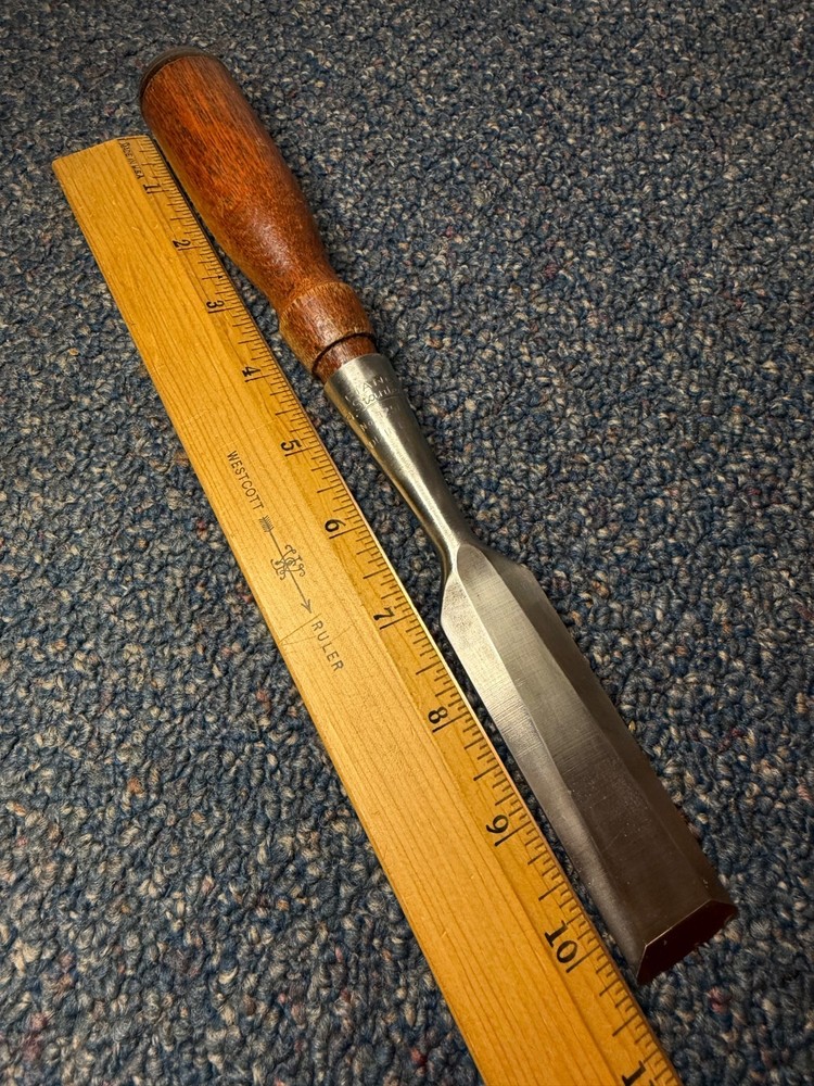 Vtg Stanley Defiance No. 1251 socket chisel, 1", very nice