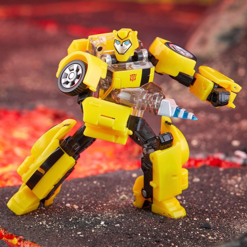 Transformers Legacy United Deluxe Class Animated Universe Bumblebee,...