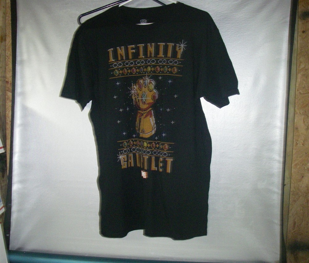 INFINITY GAUNTLET POP T SHIRT LARGE