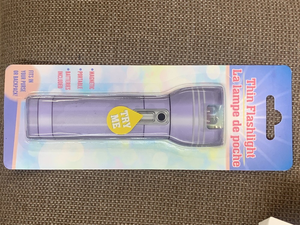 FLAT LED (2 Pack)FLASHLIGHT MAGNETIC THIN FLAT LED POCKET PURSE FLASHLIGHT