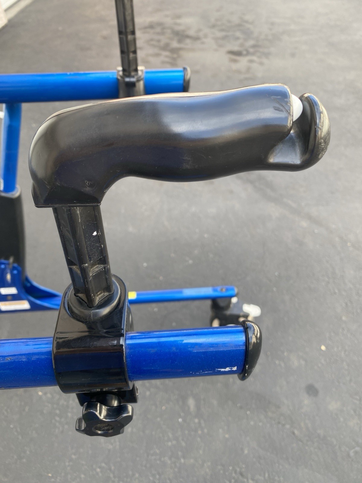 Rifton Pacer Adult Therapy Gait Trainer Large K503 200lb Cap Blue Mobility Aid