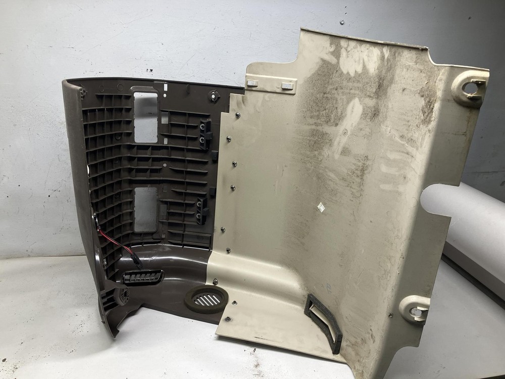 2003-2018 Volvo VNL KICK Dash Panel - Used