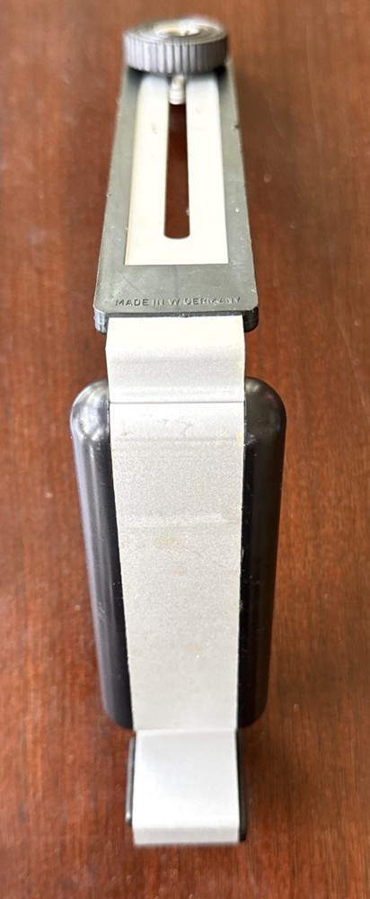 Braun Camera Grip Flash Bracket - Germany
