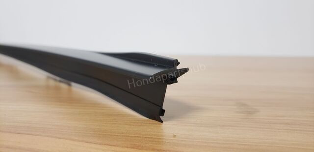11-17 Honda Odyssey Left (Driver) Front Windshield Side Garnish (73162-TK8-A01)