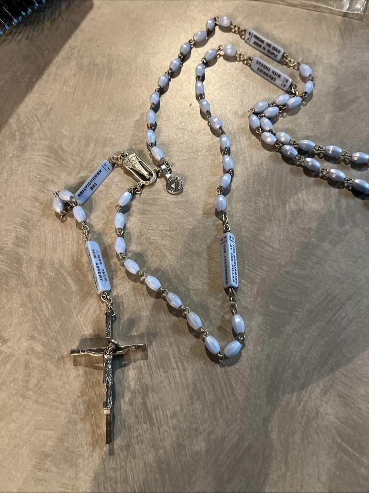 BEAUTIFUL VINTAGE CATHOLIC ROSARY #15