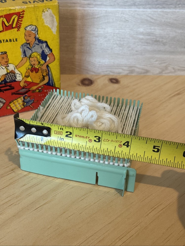 Davis Vintage Adjustable Loom Original Box