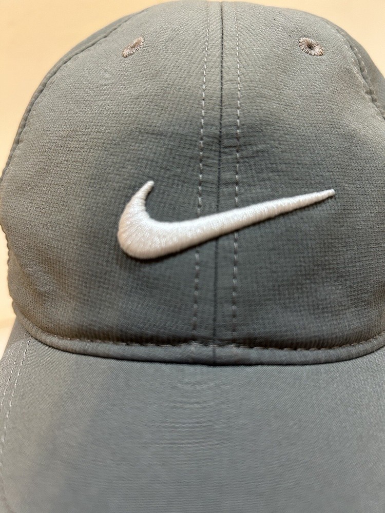 Nike Golf Strapback Hat. Nice Condition!