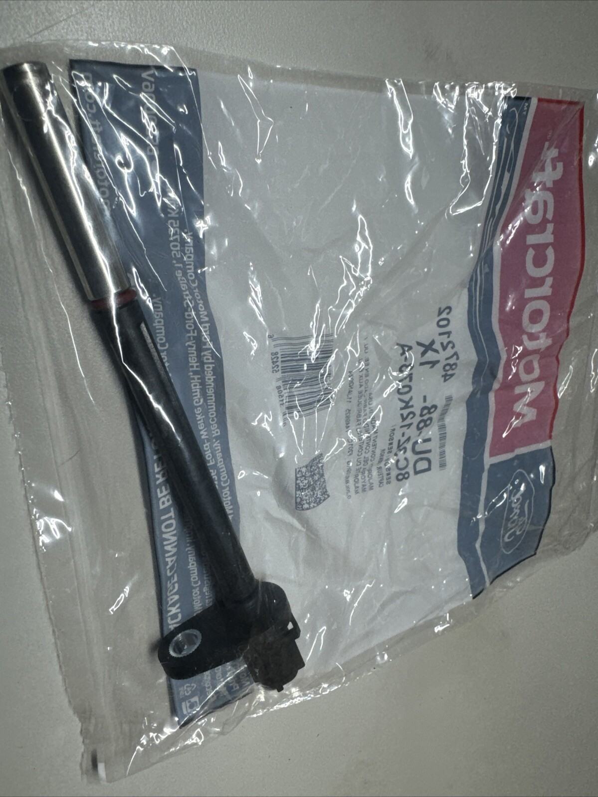 6.0L Camshaft Position Sensor - OEM Motorcraft