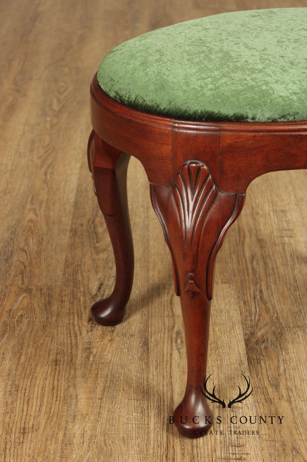 Hickory Chair Georgian Styler Carved Mahogany Vanity Bench Stool