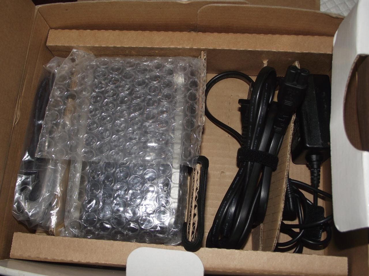 EPSON MULTIMEDIA VIEWER P-3000 PORTABLE STORAGE AND BACK UP