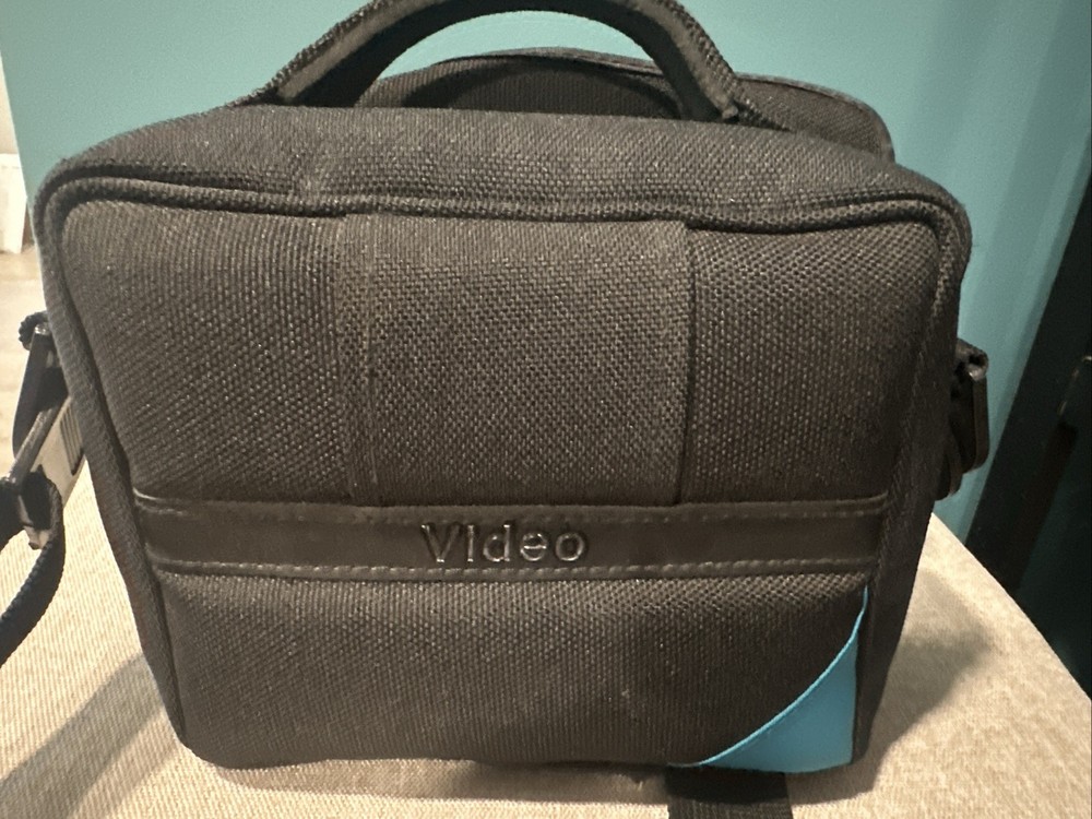 Panasonic PV-19D Palmcorder with Case Untested No battery