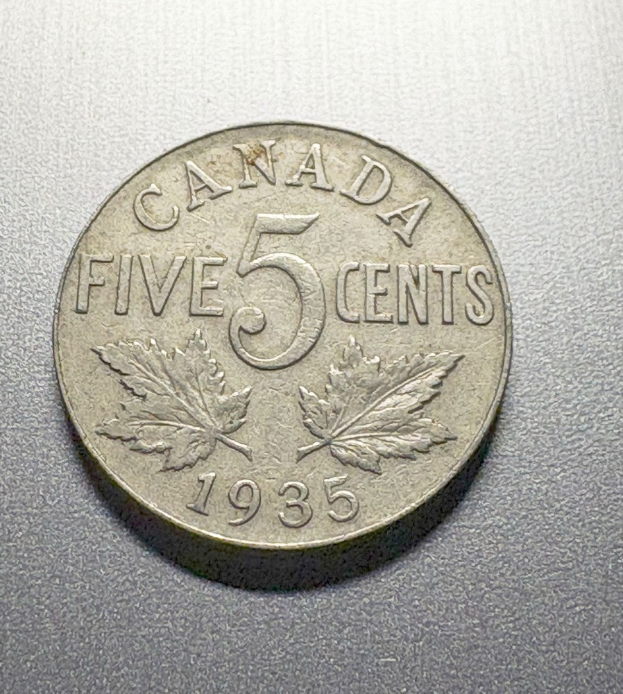 1935 CANADIAN CANADA 5 CENT