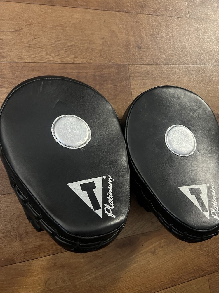 Title Boxing Platinum Focus MITTS