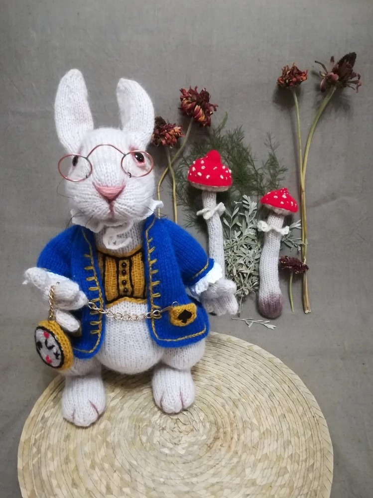 White Rabbit Knitting Pattern – Storybook Toy Doll, Printed Pattern
