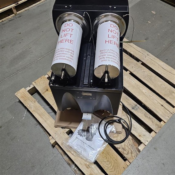 Bunn 58000.0120 Black Slushy Machine Base - 120V - Base Only