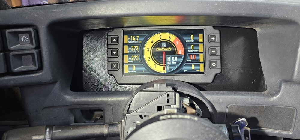 Haltech iC7 Dash Mount For 87-93 Foxbody Mustang.